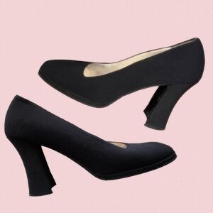 Vintage Prada Pumps‎ With Flared Heel